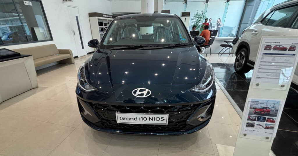 Grand i10 Nios Car